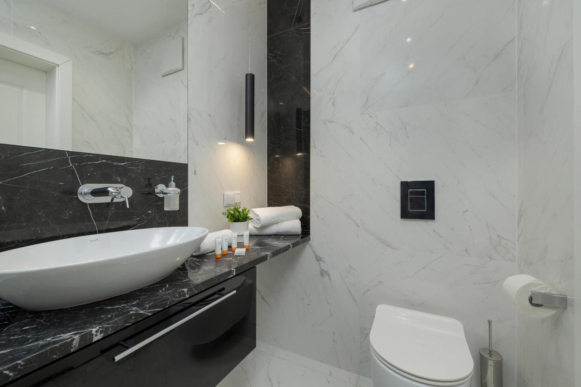 Modern & Comfy Apartment Rakowicka 6 Cracow By Renters Krakov Exteriér fotografie